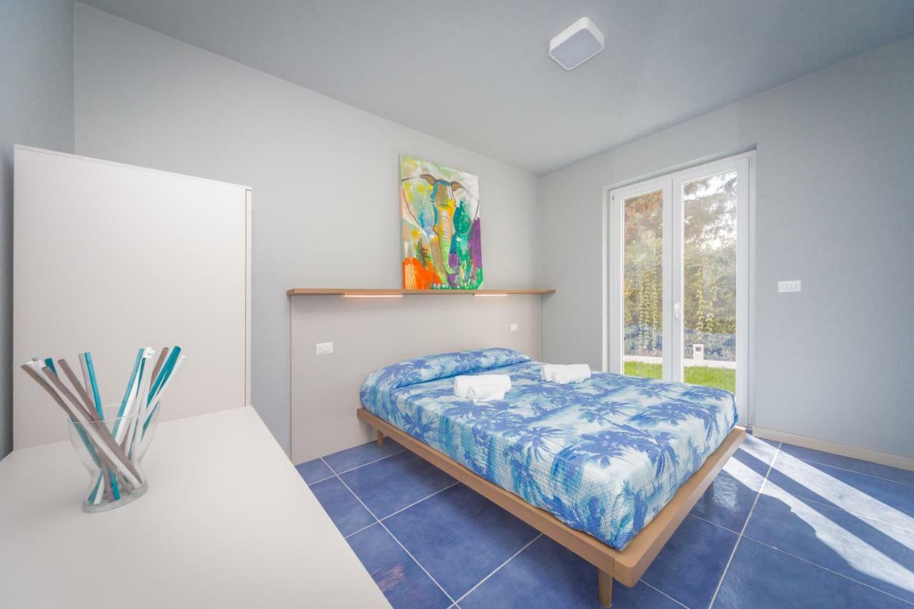 Residence Delfino, Portorosa Furnari Bagian luar foto