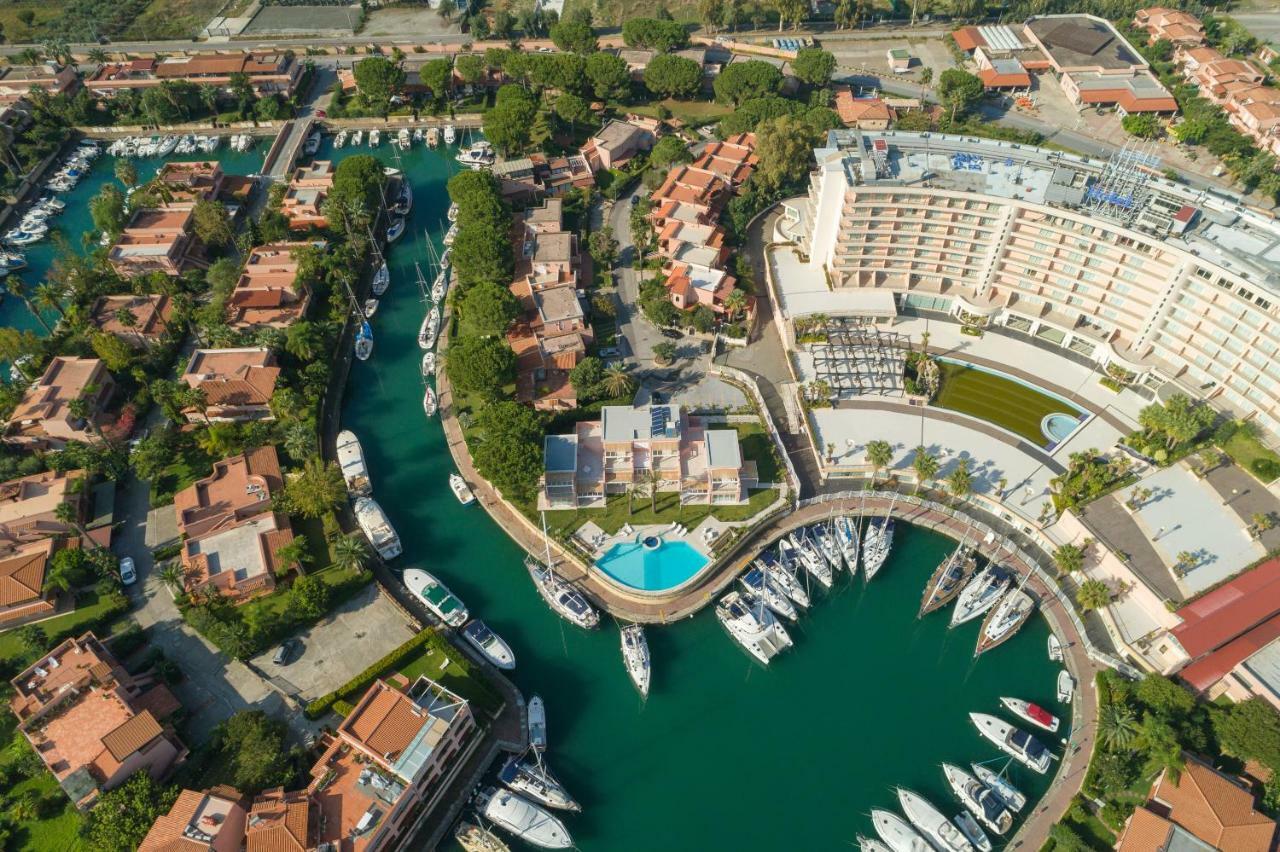 Residence Delfino, Portorosa Furnari Bagian luar foto